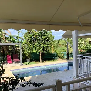 https://villa-alizee-appartement-3.comcaribbean.com