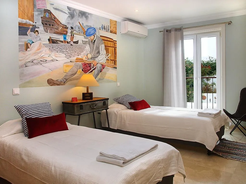 Henri'S Apartments - Pateo De Santo Antonio Lagos