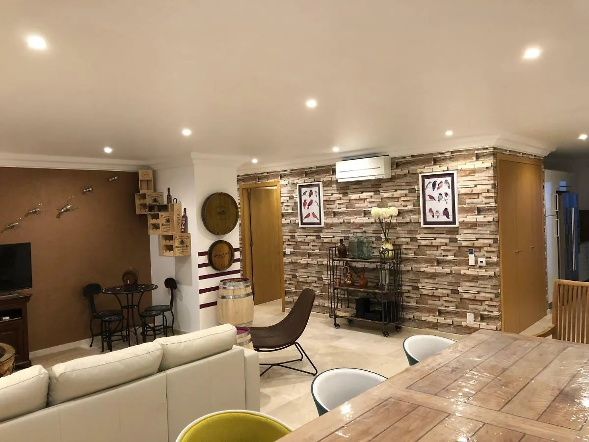 Henri'S Apartments - Pateo De Santo Antonio Lagos